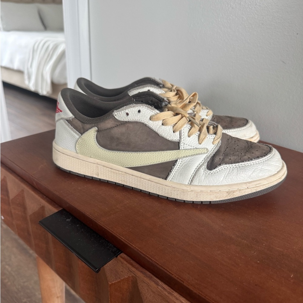 USED Travis Scott’s